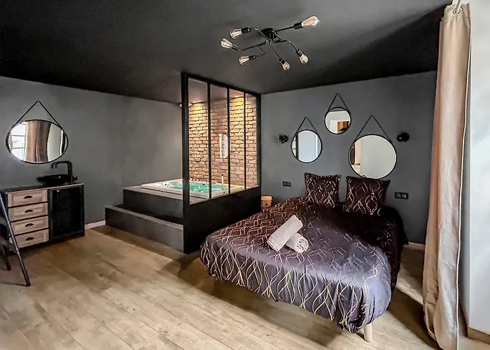 Апартаменты Zen & Jacuzzi - Parenthese De Detente Nouveau! Day Use! *