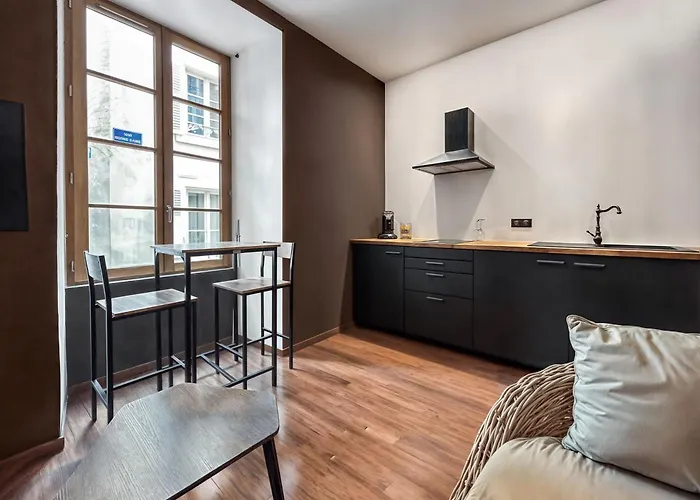 Zen & Jacuzzi - Parenthese De Detente Nouveau! Day Use! Apartment