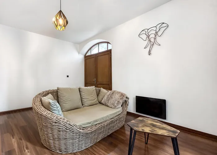 Апартаменты Zen & Jacuzzi - Parenthese De Detente Nouveau! Day Use! *